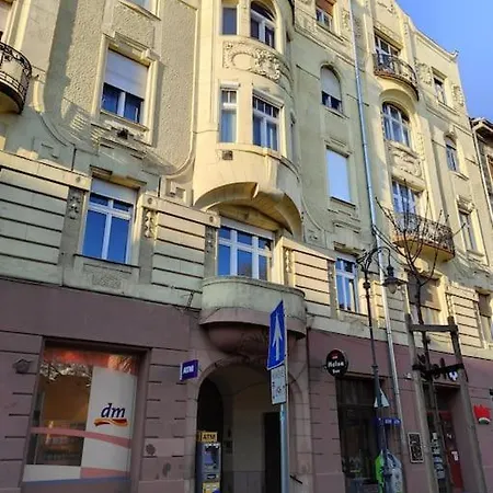 Chic City Center Studio Ac & Tropical Charm Budapest Exterior photo