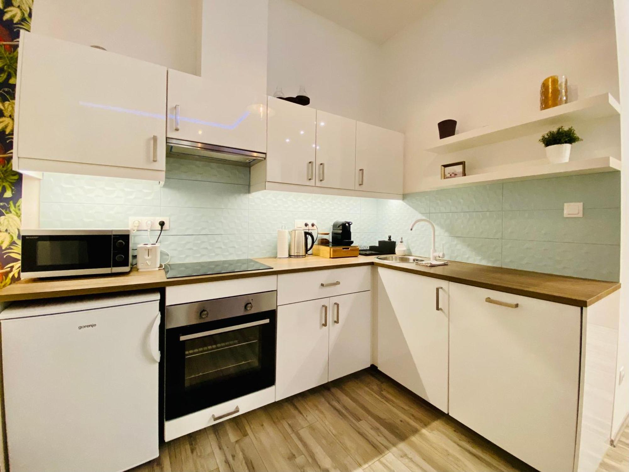 Chic Center Ac & Tropical Charm Appartement Budapest